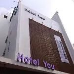 Jongro Hotel Laboum