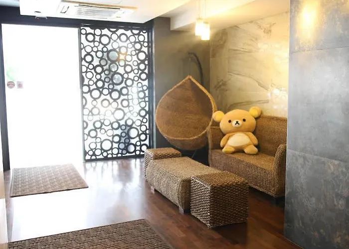 Jongro Hotel Laboum