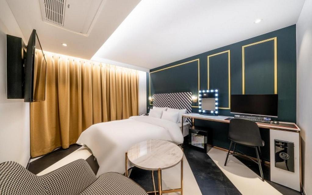 Motel Jongro Hotel Laboum 2*